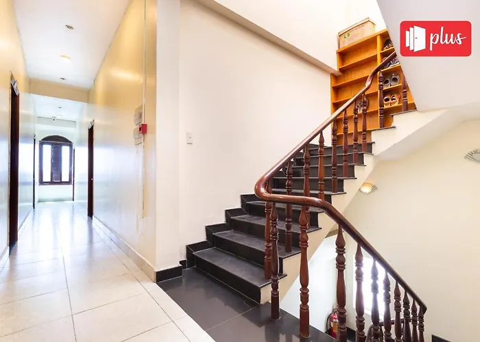 Reddoorz Phuong Nam Hotel Near Nga Tu Binh Thai